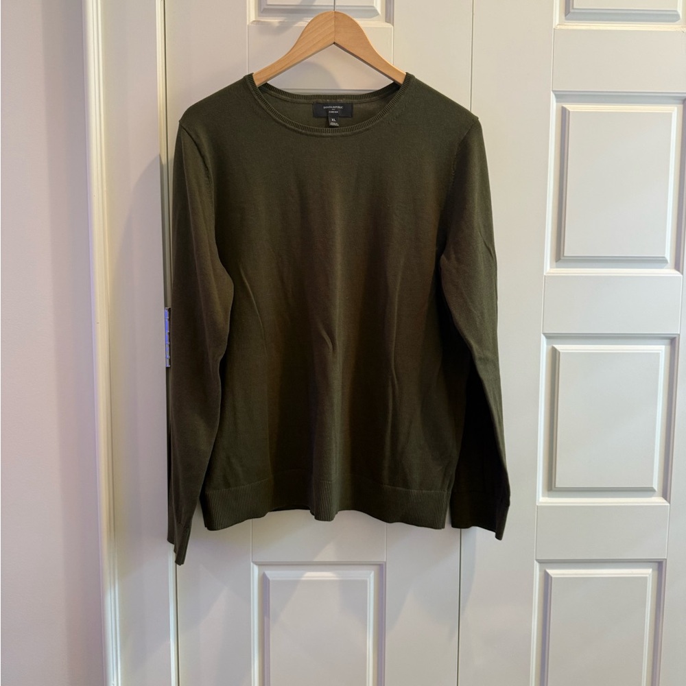 Banana Republic Olive Green Crew Neck Sweater